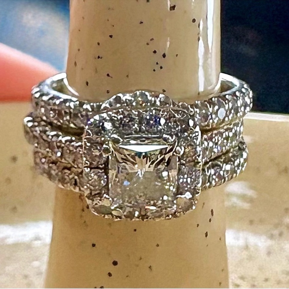 Neil Lane natural diamond wedding set